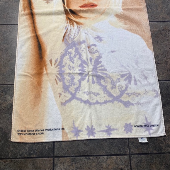RARE VTG 2000 Christina Aguilera Beach/Bath Towel - Picture 3 of 5